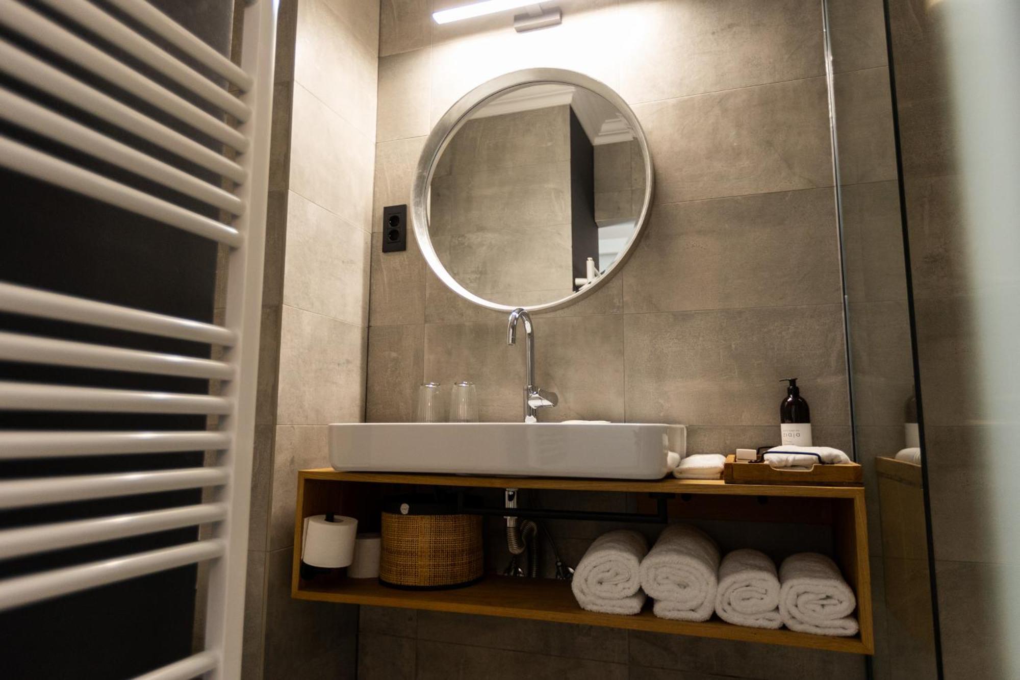 Kavenija Apartmaji - Free Parking Maribor Dış mekan fotoğraf