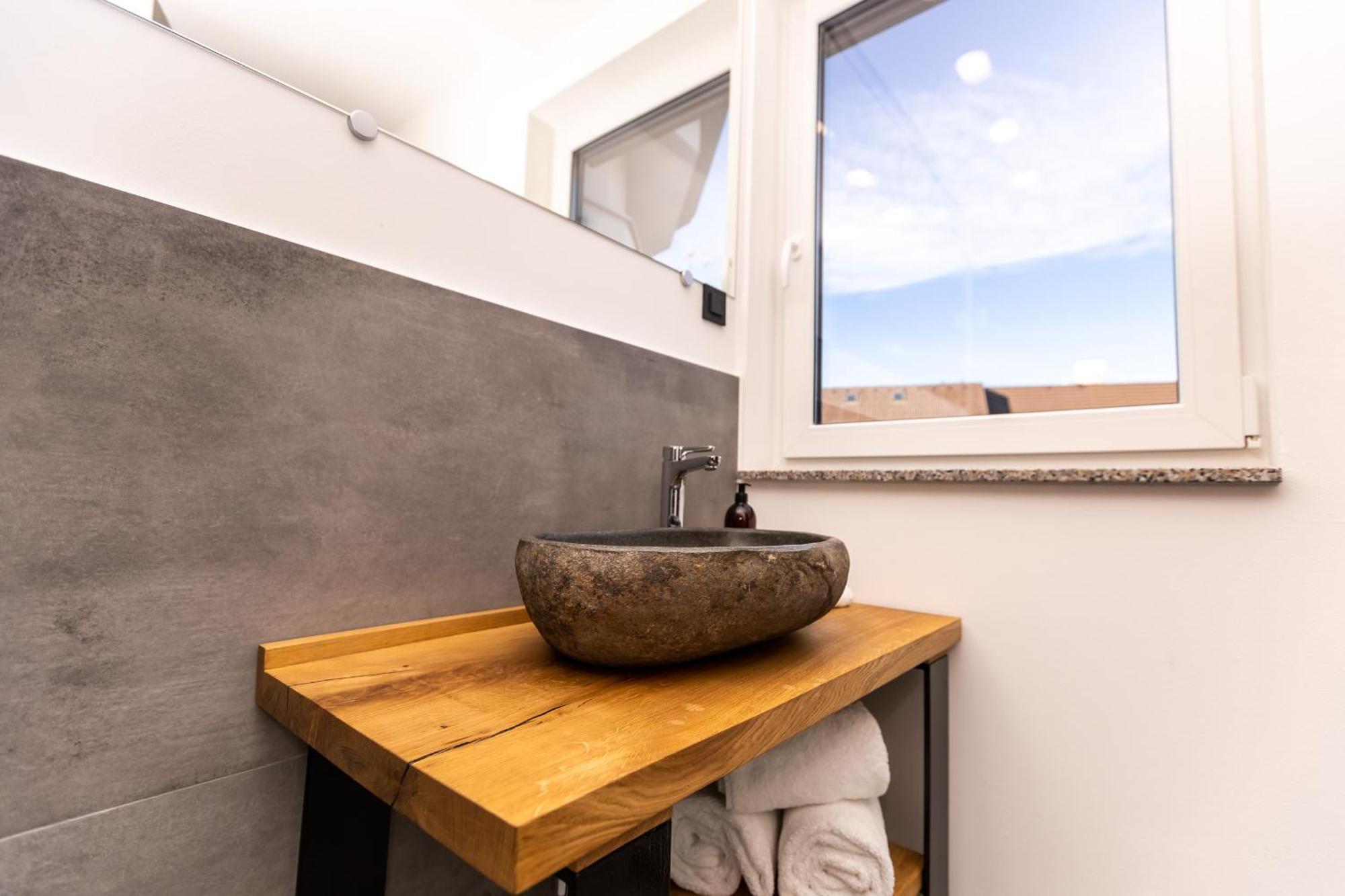 Kavenija Apartmaji - Free Parking Maribor Oda fotoğraf